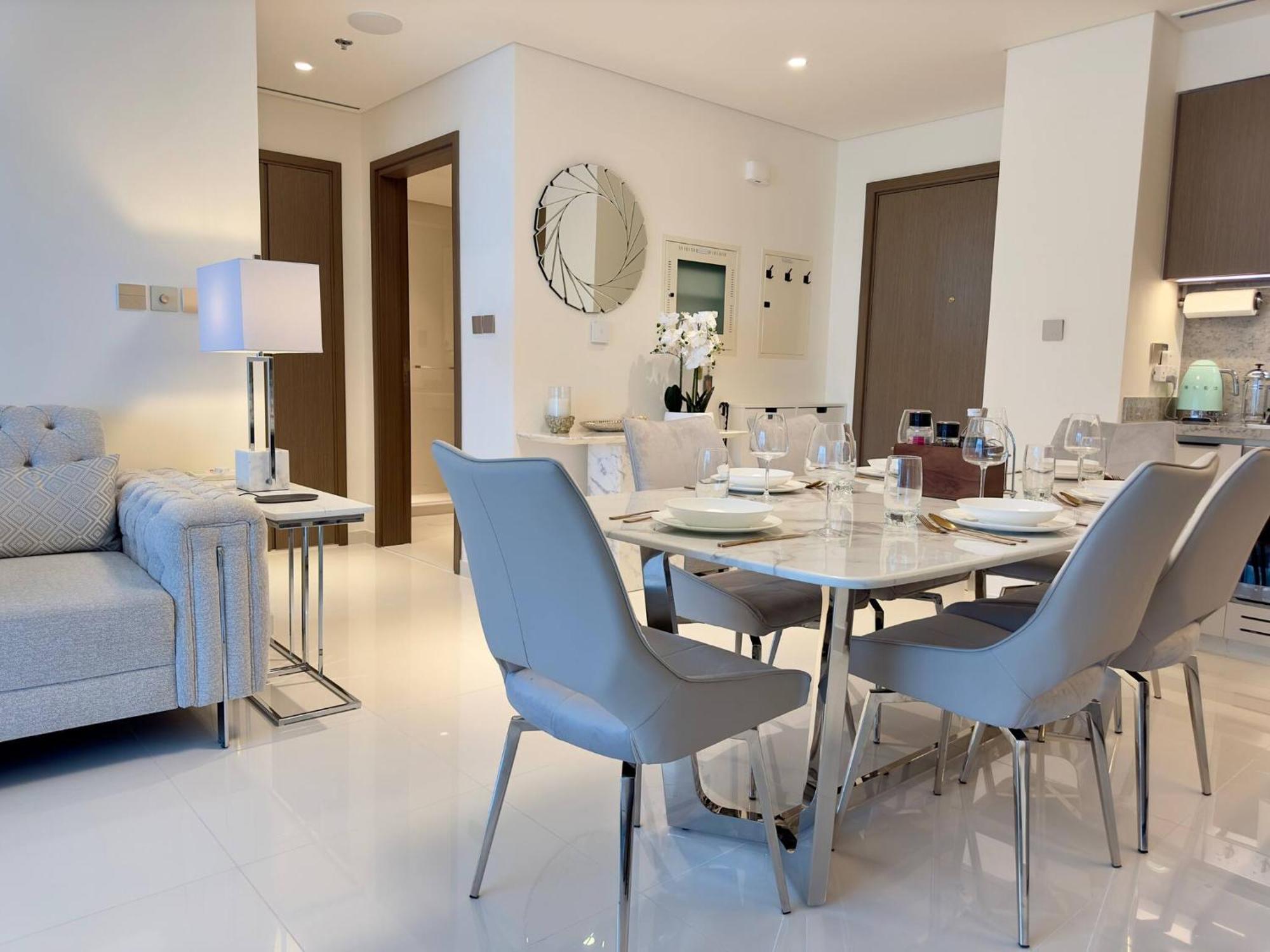 Elegant And Stylish 1br, Grand Blue Apartment *